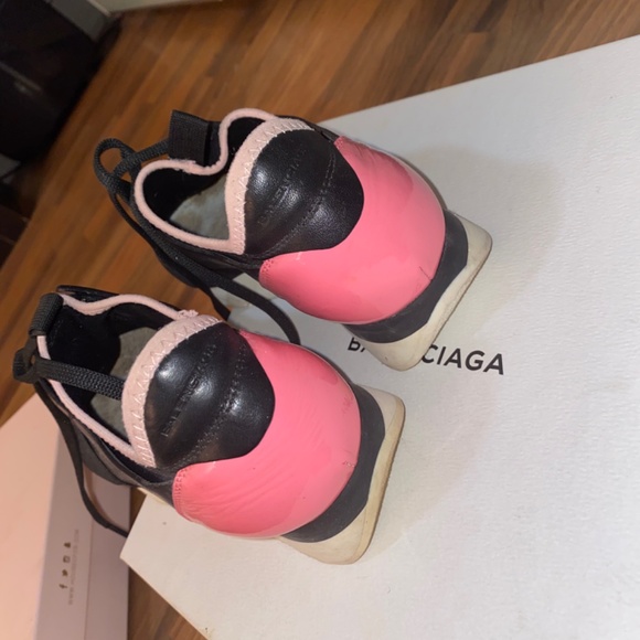 Balenciaga sneakers - Picture 3 of 5